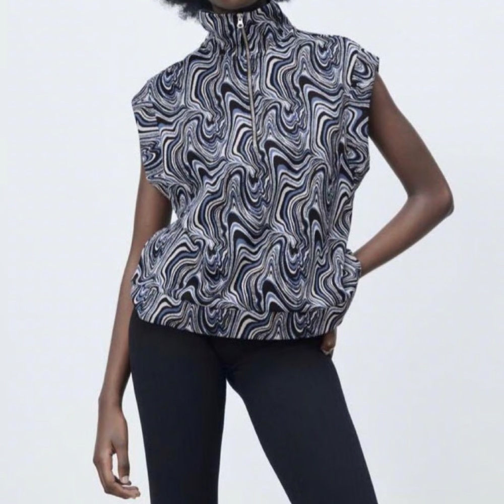 Zara Black and White Patterned vest